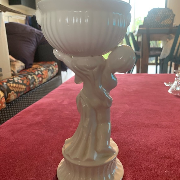 Vintage Porcelain Cherub from Japan - Picture 3 of 5